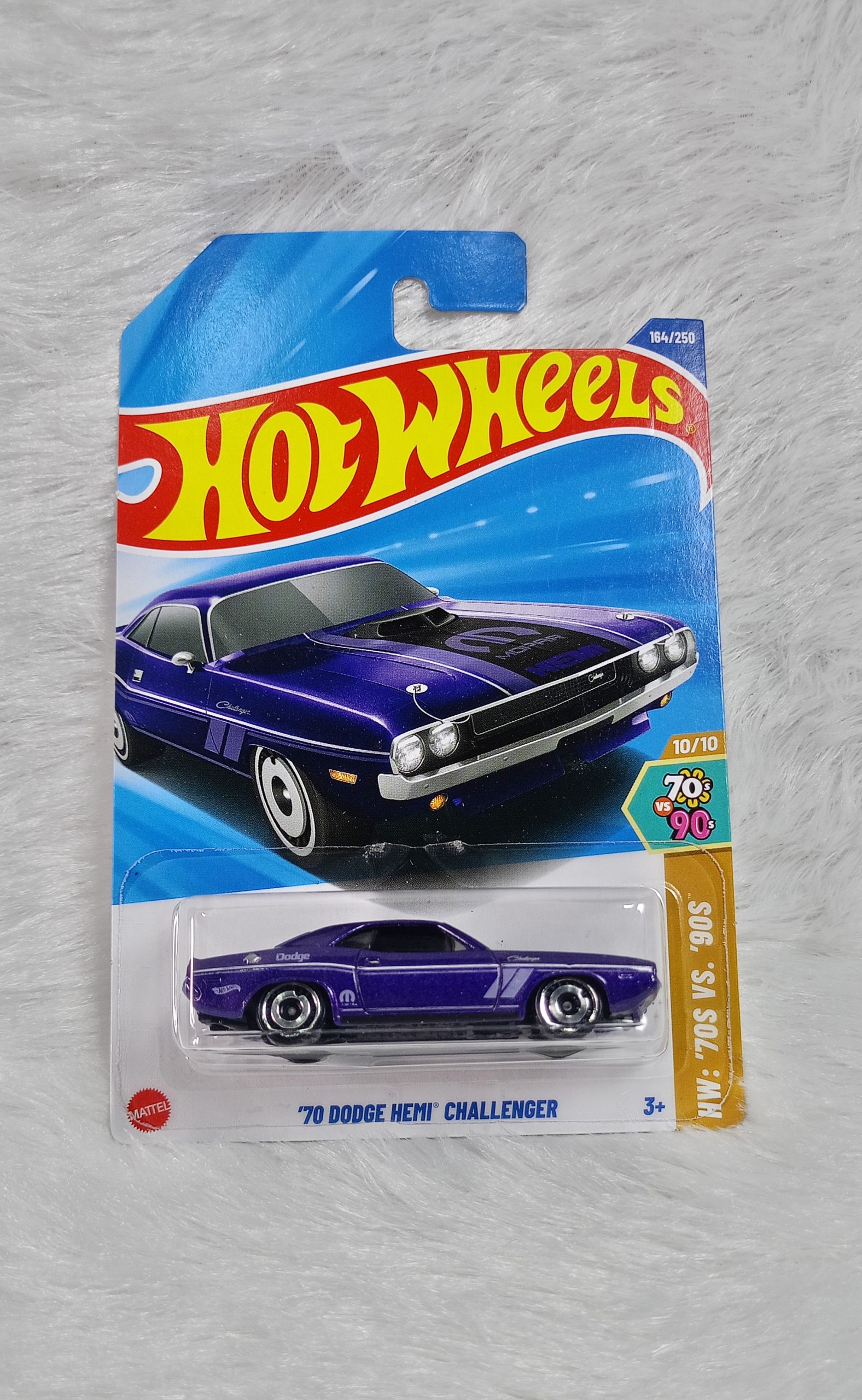 Hot Wheels: '70 Dodge Hemi Challenger - Metallic Purple Muscle Car (184/250)